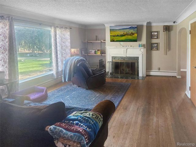 3461 Ravenswood Road, Marysville, MI 48040