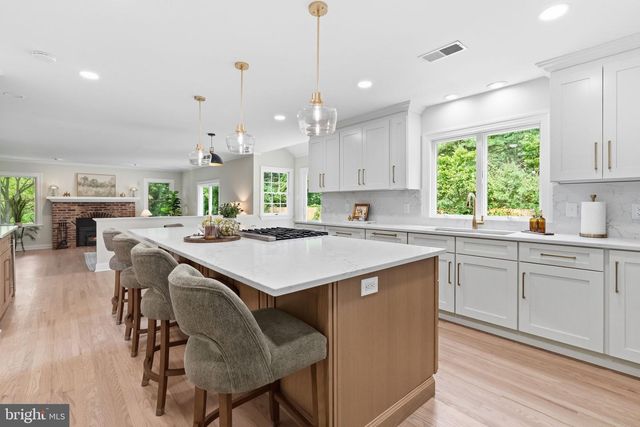 2971 COMFORT RD, New Hope, PA 18938