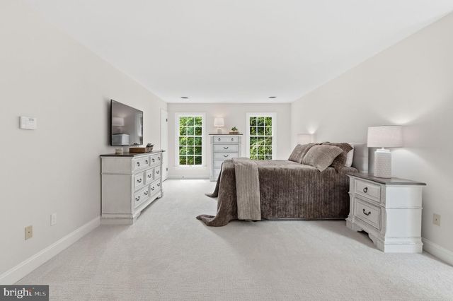 2971 COMFORT RD, New Hope, PA 18938