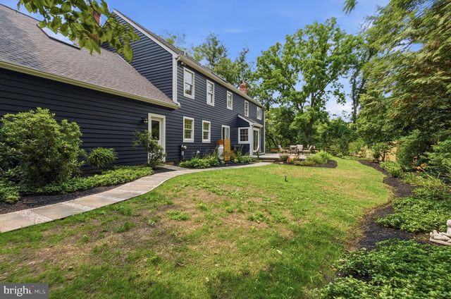 2971 COMFORT RD, New Hope, PA 18938