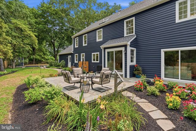 2971 COMFORT RD, New Hope, PA 18938