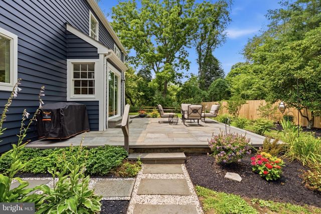 2971 COMFORT RD, New Hope, PA 18938