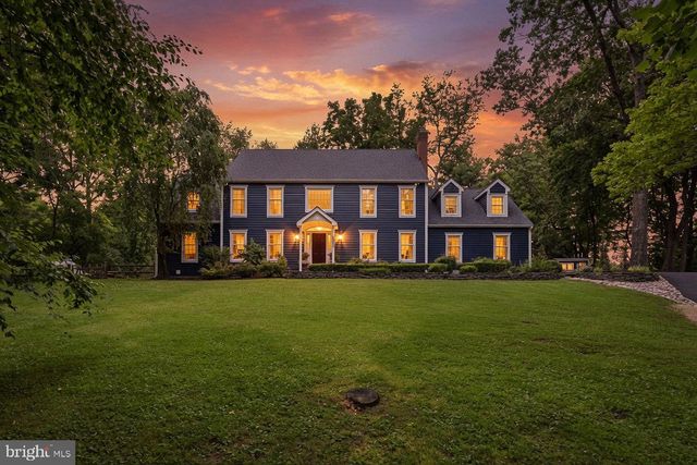 2971 COMFORT RD, New Hope, PA 18938
