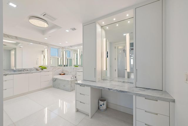 2070 N Ocean Boulevard PH4, Boca Raton, FL 33431