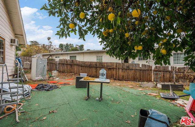 6072 York Boulevard, Los Angeles, CA 90042