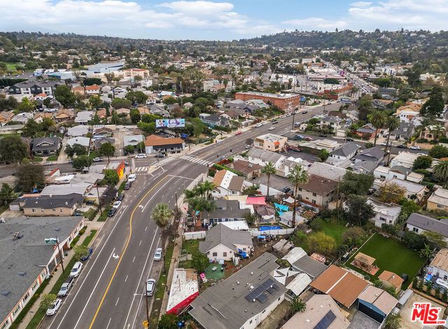 6072 York Boulevard, Los Angeles, CA 90042