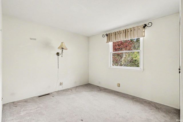 1345 Providence Court, Mishawaka, IN 46544