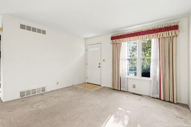 1345 Providence Court, Mishawaka, IN 46544