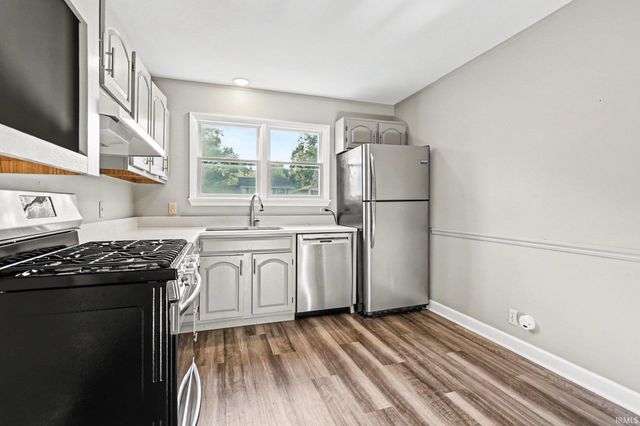 1345 Providence Court, Mishawaka, IN 46544