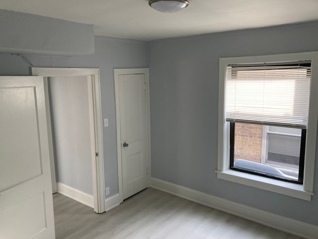 7325 N Honore Street 3B, Chicago, IL 60626