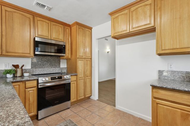 3713 Contempo Dr, Sacramento, CA 95826