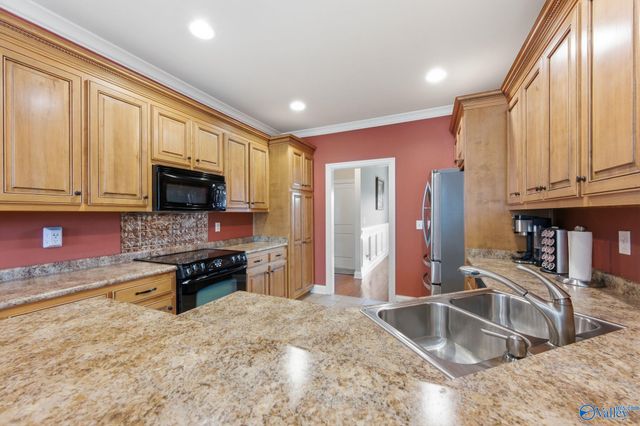 25235 Queensbury Drive, Athens, AL 35613