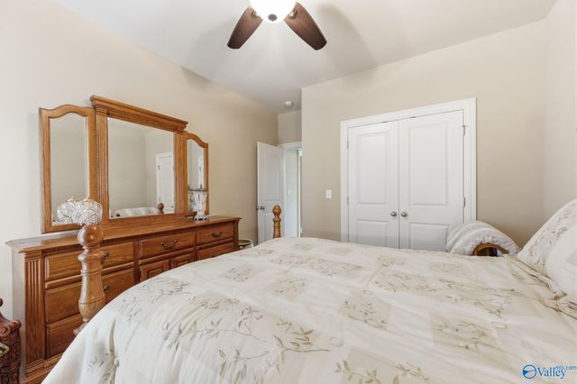 25235 Queensbury Drive, Athens, AL 35613