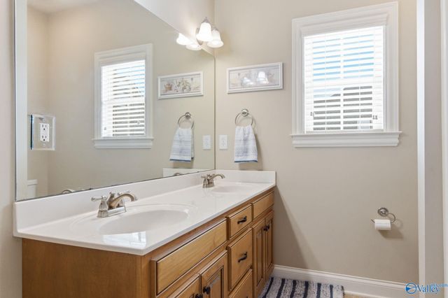 25235 Queensbury Drive, Athens, AL 35613