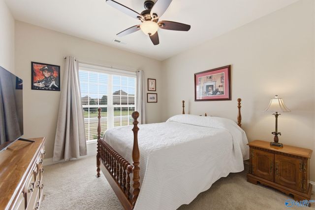 25235 Queensbury Drive, Athens, AL 35613