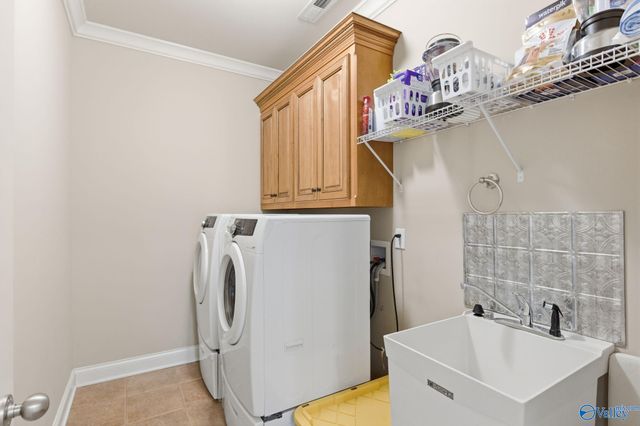 25235 Queensbury Drive, Athens, AL 35613