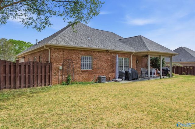 25235 Queensbury Drive, Athens, AL 35613