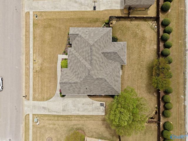 25235 Queensbury Drive, Athens, AL 35613