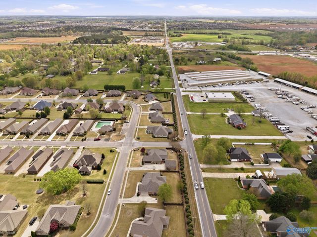 25235 Queensbury Drive, Athens, AL 35613