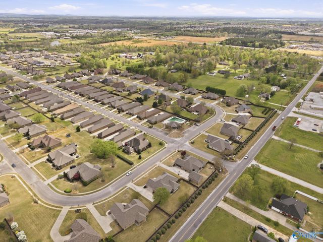 25235 Queensbury Drive, Athens, AL 35613