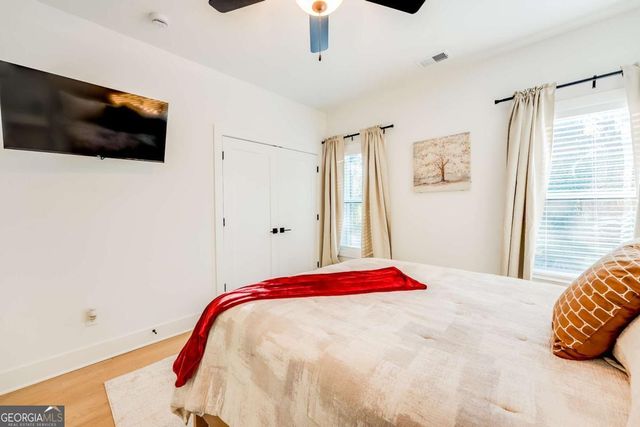 1239 Plaza Avenue SW, Atlanta, GA 30310
