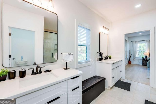 1239 Plaza Avenue SW, Atlanta, GA 30310