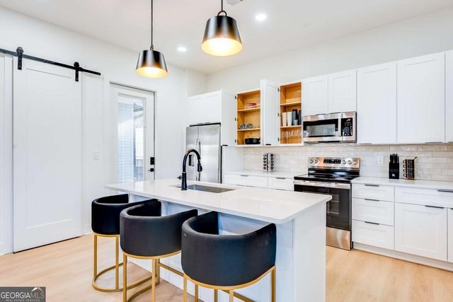 1239 Plaza Avenue SW, Atlanta, GA 30310