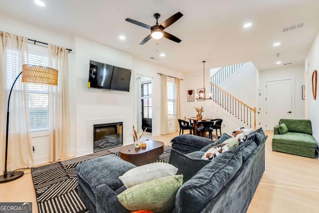 1239 Plaza Avenue SW, Atlanta, GA 30310