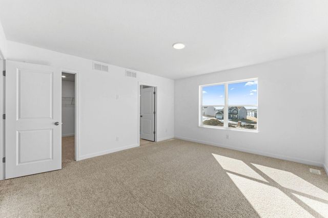 22375 Isla Way, Rogers, MN 55374