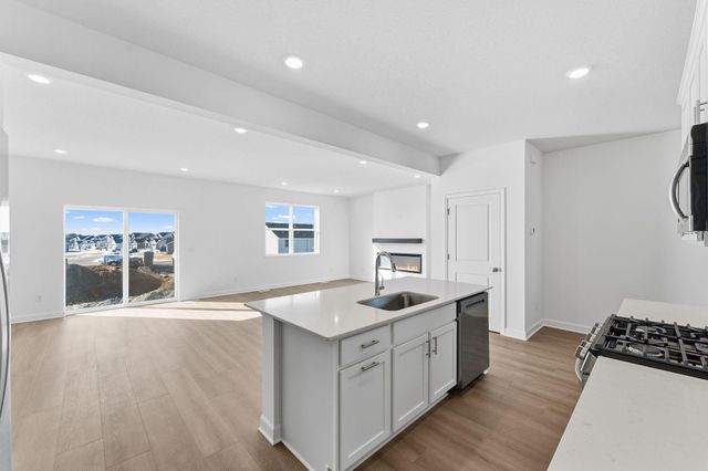 22375 Isla Way, Rogers, MN 55374