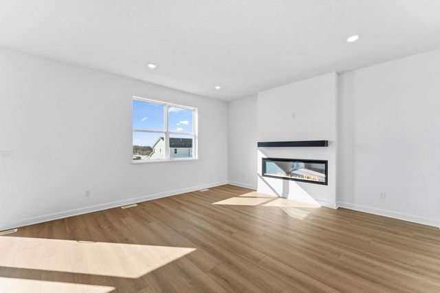 22375 Isla Way, Rogers, MN 55374