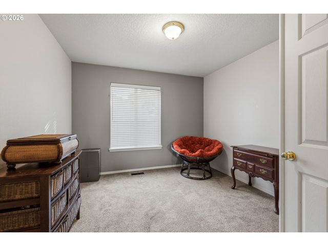 2083 Ne 10TH Ave, Hillsboro, OR 97124