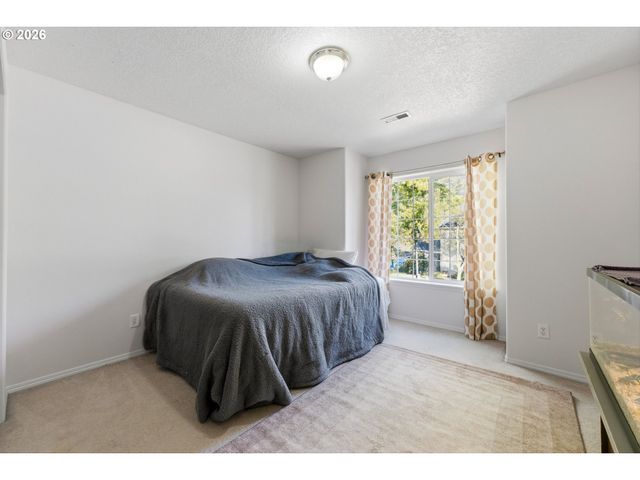 2083 Ne 10TH Ave, Hillsboro, OR 97124