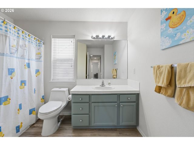 2083 Ne 10TH Ave, Hillsboro, OR 97124