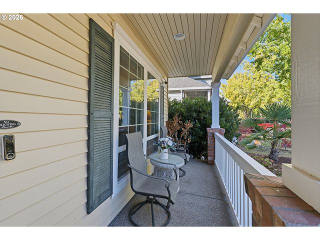 2083 Ne 10TH Ave, Hillsboro, OR 97124