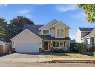 2083 Ne 10TH Ave, Hillsboro, OR 97124