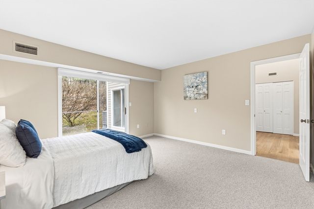 4 Drummer Boy Way 4, Lexington, MA 02420