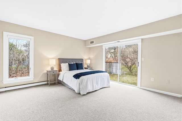 4 Drummer Boy Way 4, Lexington, MA 02420