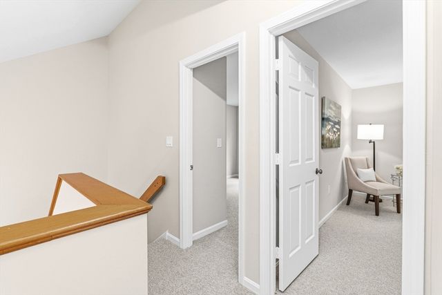 4 Drummer Boy Way 4, Lexington, MA 02420