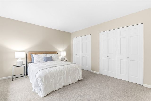 4 Drummer Boy Way 4, Lexington, MA 02420