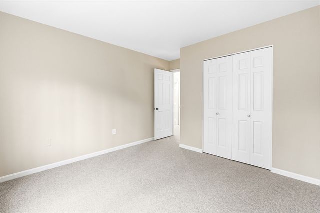 4 Drummer Boy Way 4, Lexington, MA 02420