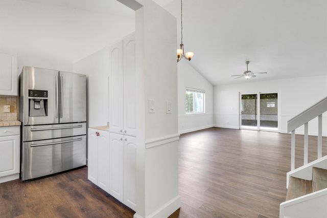 41 Tara Lakes Drive E, Boynton Beach, FL 33436