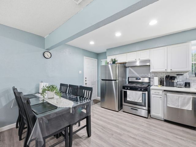 2219 Loyce Drive, Mesquite, TX 75149