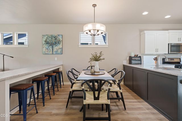 61066 SE Sydney Harbor Drive, Bend, OR 97702
