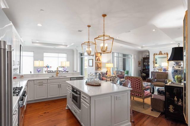 155 Wingo Way 423, Mount Pleasant, SC 29464