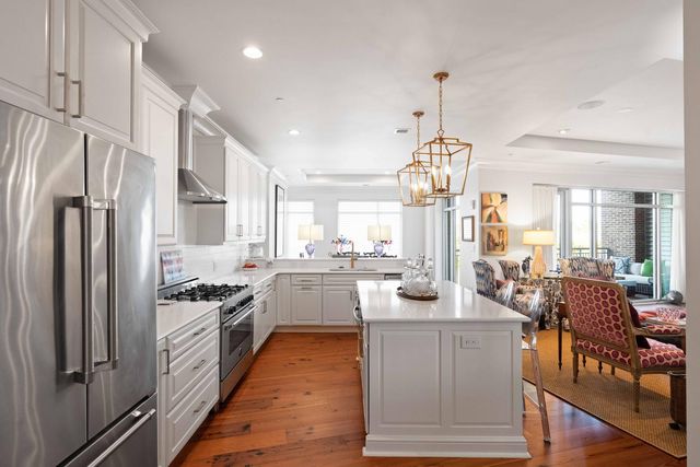 155 Wingo Way 423, Mount Pleasant, SC 29464