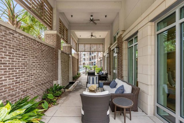 155 Wingo Way 423, Mount Pleasant, SC 29464