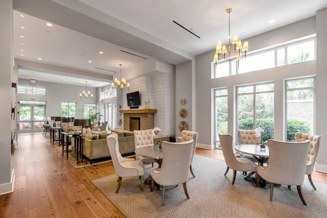 155 Wingo Way 423, Mount Pleasant, SC 29464