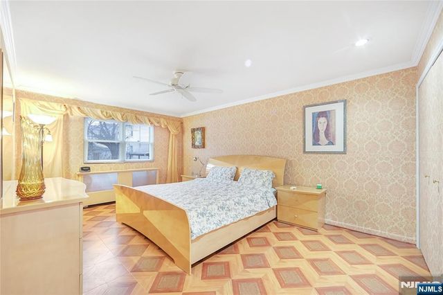 201 Oakdene Place C00E2, Cliffside Park, NJ 07010