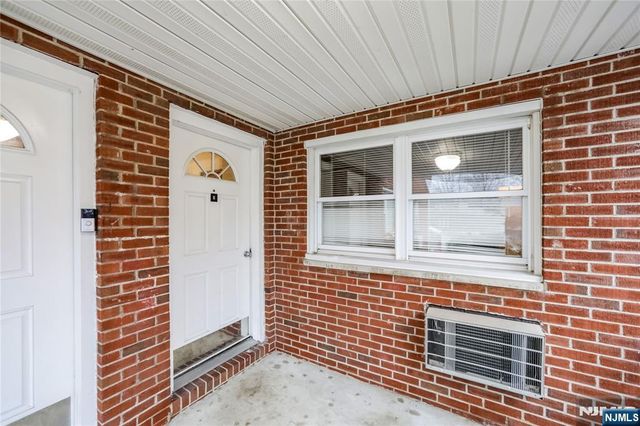 201 Oakdene Place C00E2, Cliffside Park, NJ 07010